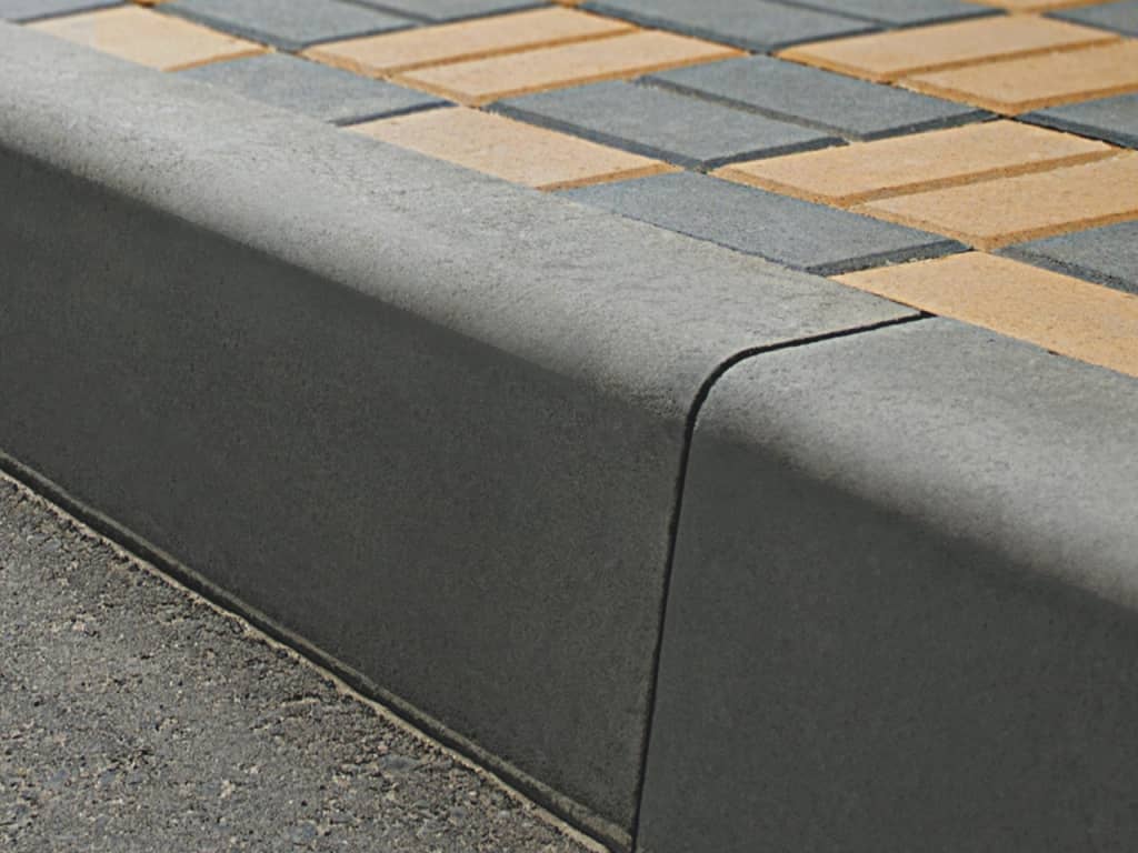 Продажа дорожного бордюра в Кингисеппе