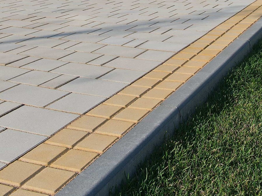 Продажа тротуарного бордюра в Кингисеппе